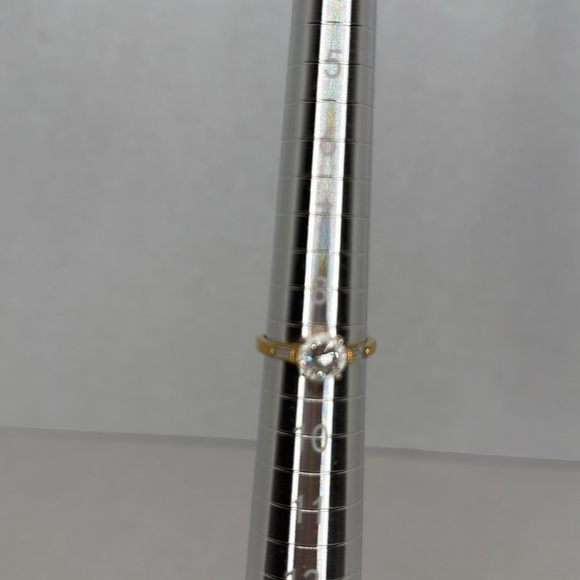 Vintage Gold Faux Diamond Ring size 9 lot D15 - Picture 8 of 8